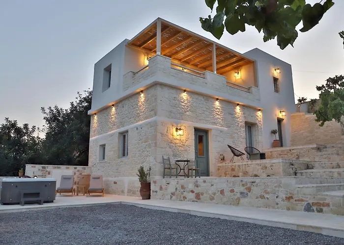 Amvikas Suites-Sitia