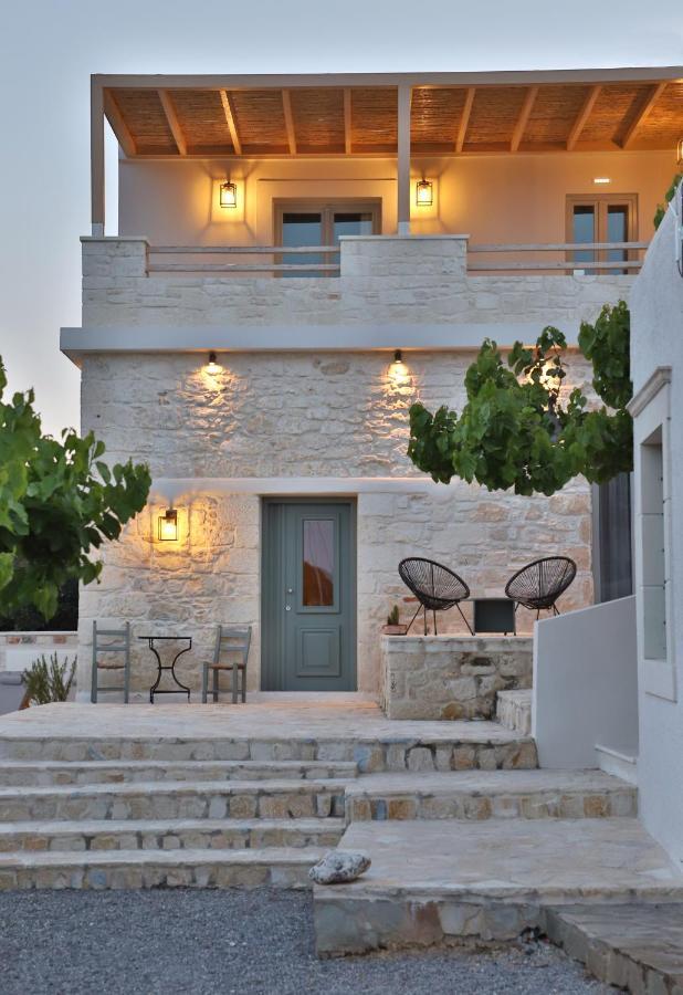 Amvikas Suites-sitia Apartment *