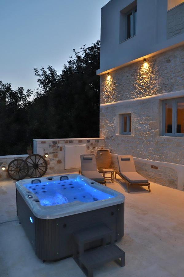 Apartment Amvikas Suites-sitia