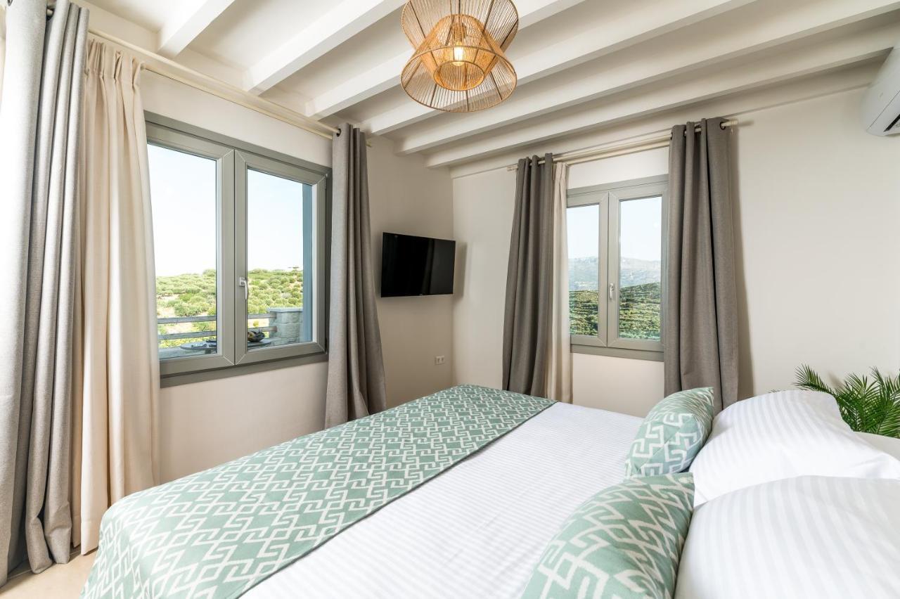 Apartment Amvikas Suites-sitia *