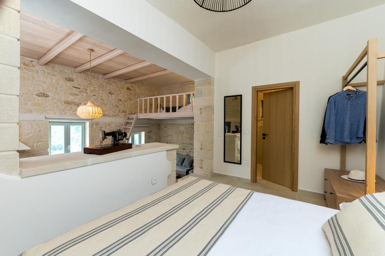 Amvikas Suites-sitia